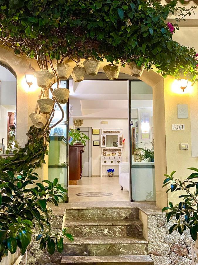 לטויאני Hotel Sylesia מראה חיצוני תמונה