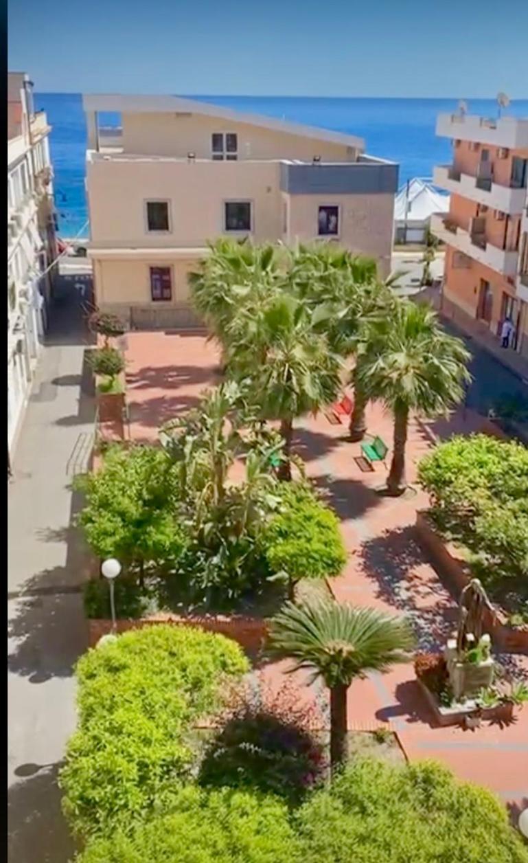 לטויאני Hotel Sylesia מראה חיצוני תמונה