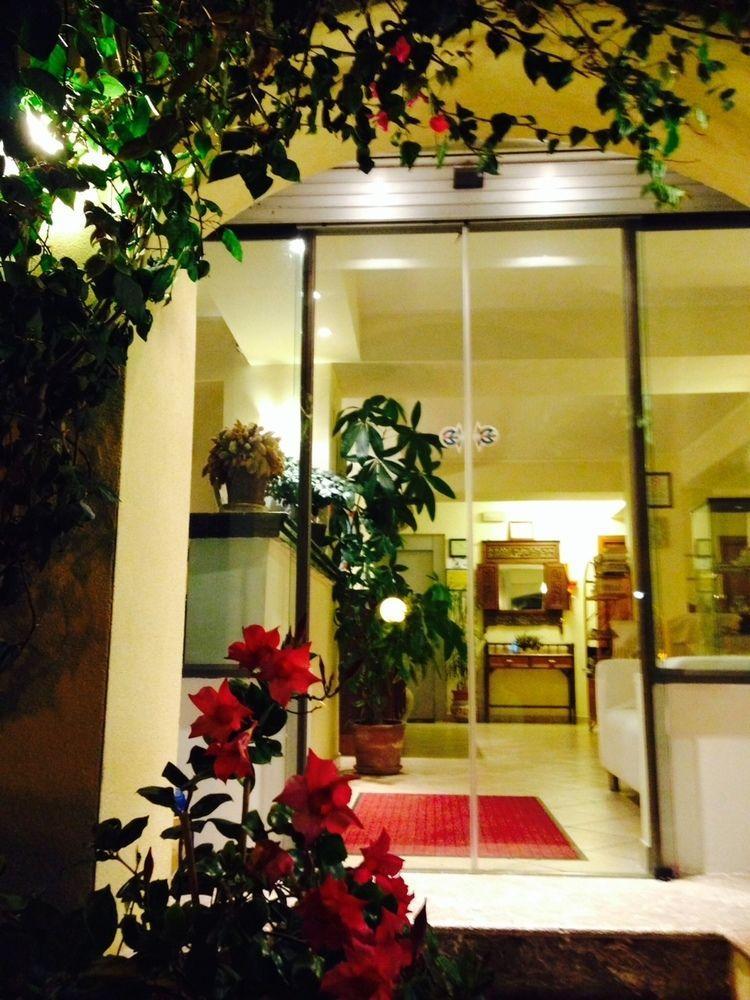 לטויאני Hotel Sylesia מראה חיצוני תמונה