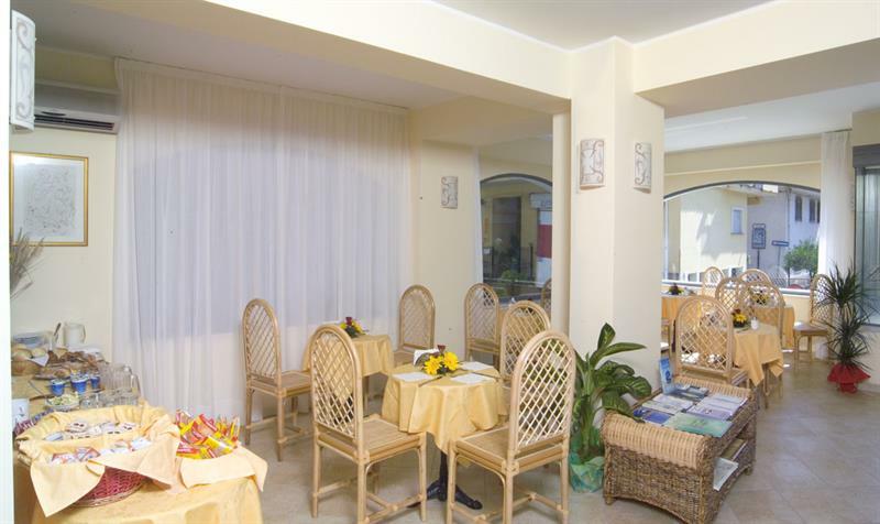 לטויאני Hotel Sylesia מראה חיצוני תמונה